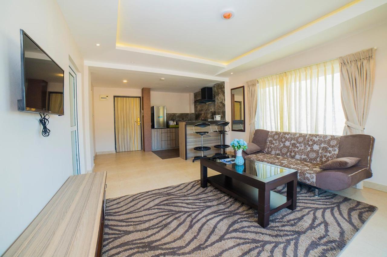 Hotel White Himal Pokhara Buitenkant foto